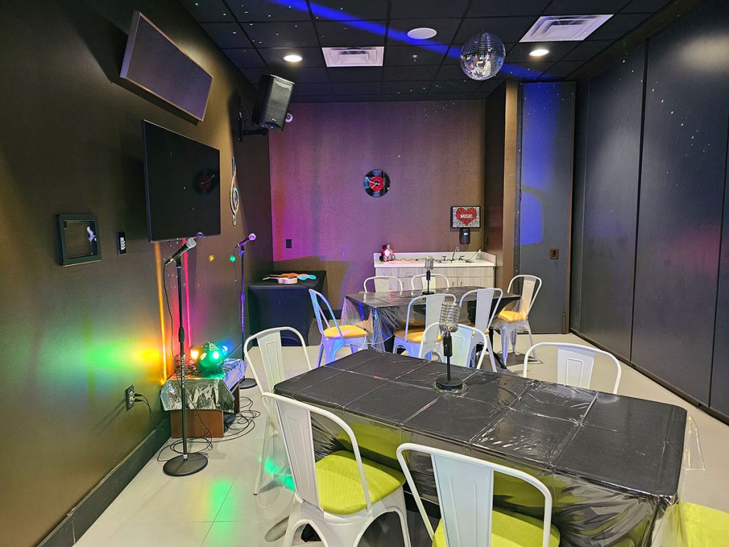 Boombastic Social Party Room at Owynn’s World of Adventure